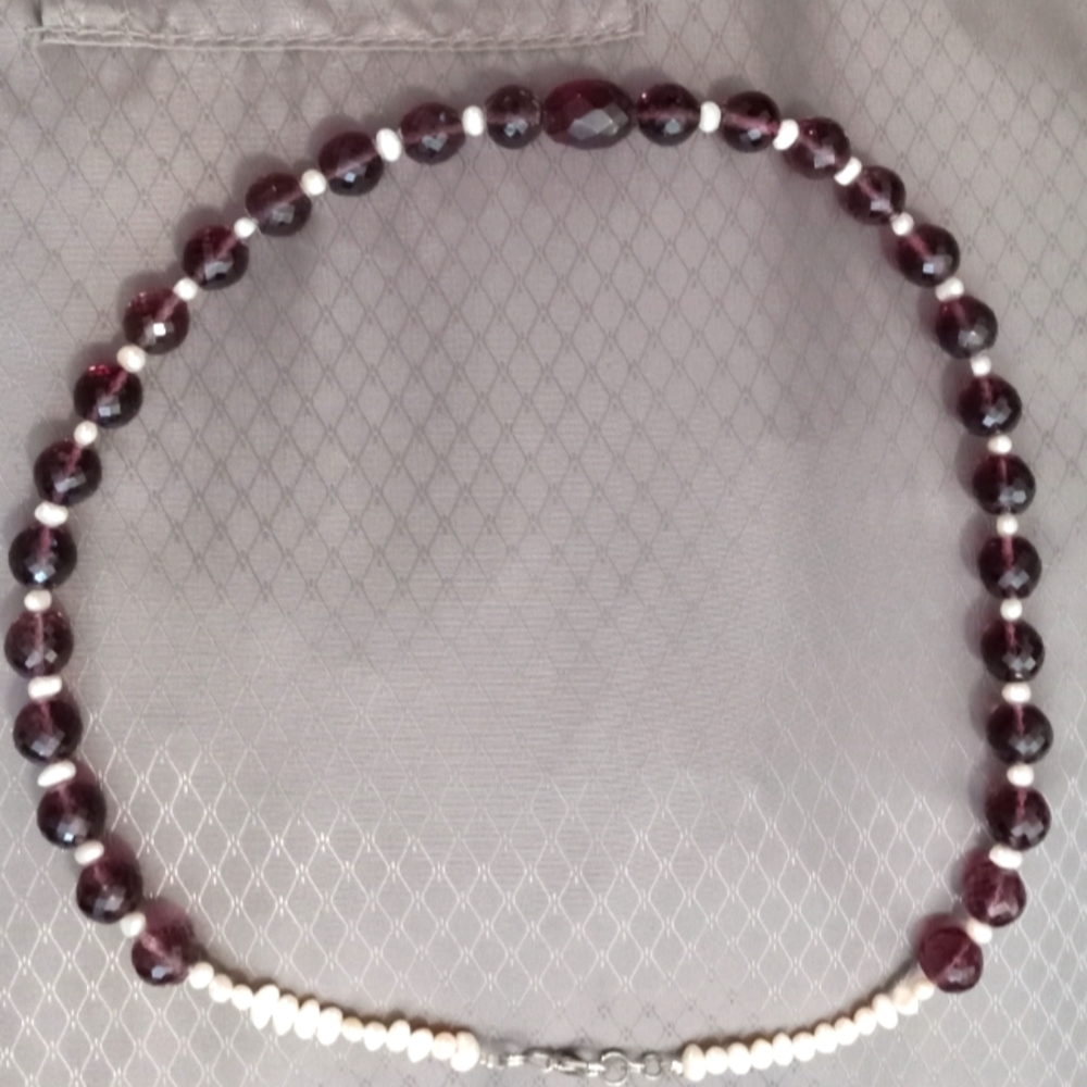 HOMEMADE CRYSTAL PEARL NECKLACE